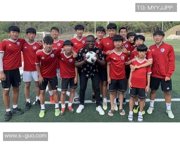 孙姓足球明星的风采与成就探讨